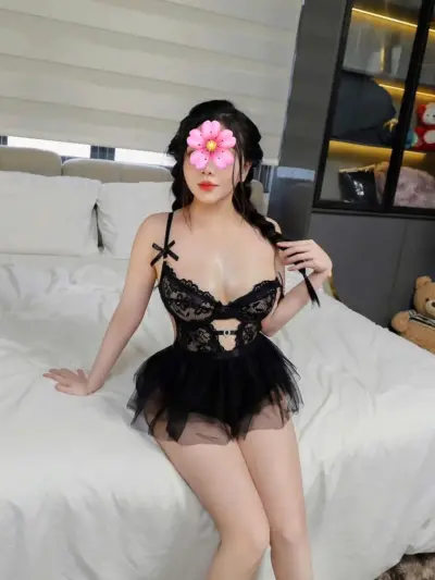 Thanh nguyên " hot teeng 2k hàng non