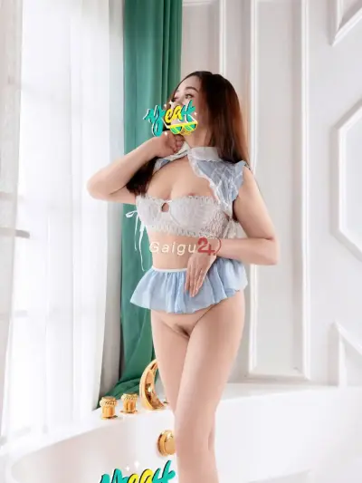 Gái xinh Cát Linh _ Body gợi cảm, làm tình cực phê, thấy là muốn...
