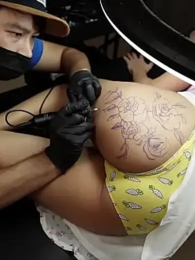 Cô Gái Mông To Họa Than Khiêu Dục Nghệ Sĩ Xăm: Cảnh Tưới Tinh Lộn Xộn